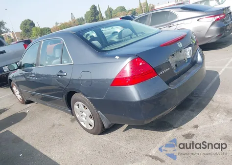2006 Honda Accord 2.4 Lx from USA, damaged, VIN JHMCM56406C001003